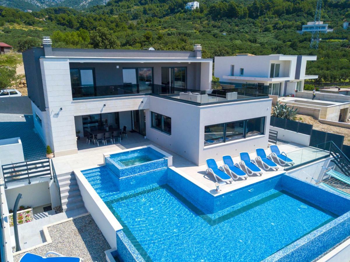 Luxury Villa High Hopes With Pool Макарска Экстерьер фото